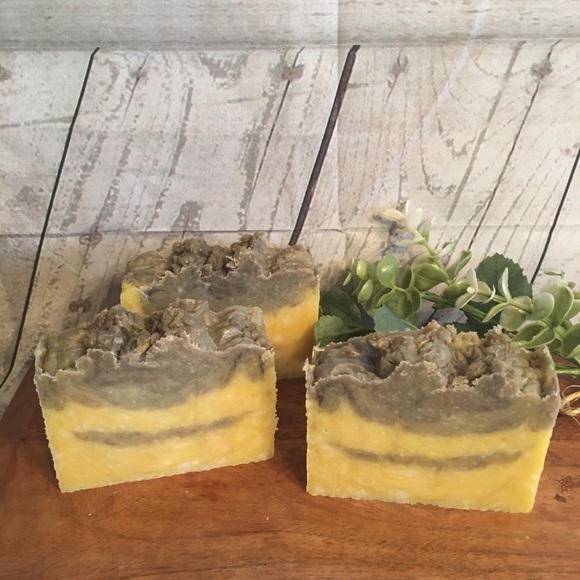 Mahogany Teakwood Organic Soap Unisex - Picture 3 of 3